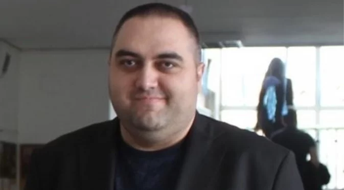 Прокуратурата иска училищният директор с камерите да се върне в ареста