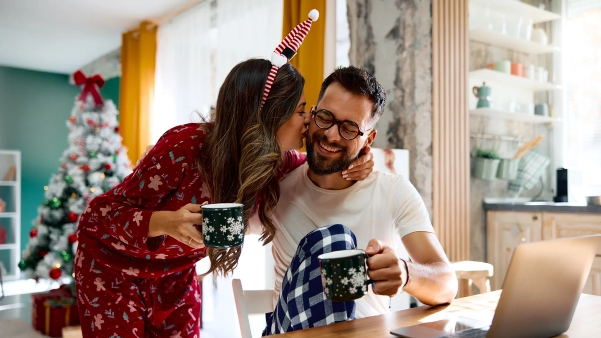 Хороскоп за утре, 23 декември: Девите ще приключат успешно последния работен ден, но Стрелците ще го усетят като безкраен