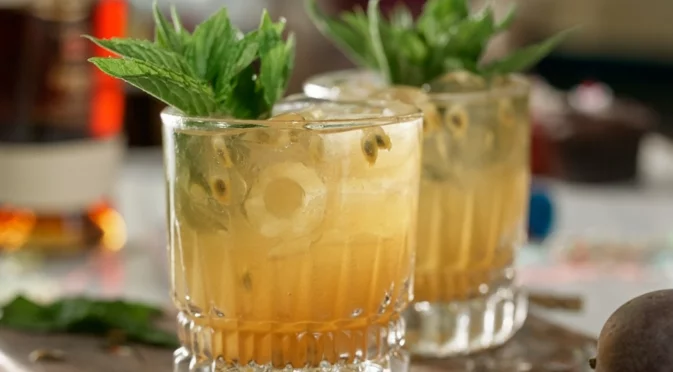 Покривайте чашата си на партита: Агенция "Митници" предупреди за нова мода със стар наркотик