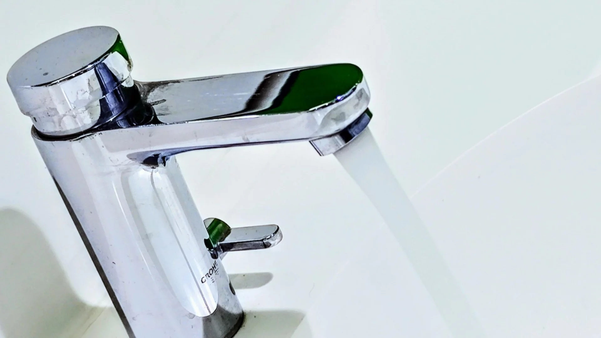 КЕВР определи новите цени на водата от 1 януари