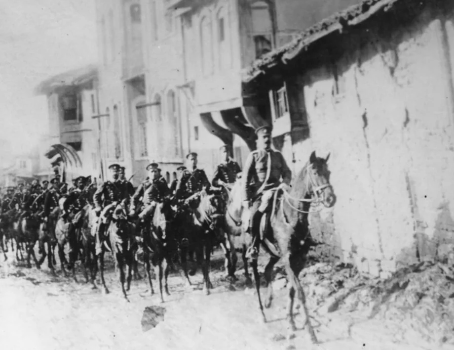 Любовна песен с друго послание: Проф. Павлов за междувоенен хит, с който възпяват Българската армия в Македония и днес (ВИДЕО)