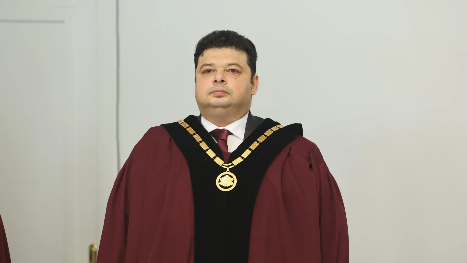 Орлин Колев: Конституционният съд работи усилено по въпроса с референдума за еврото