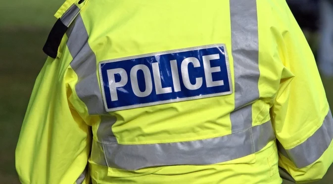 Три деца и майка им бяха ранени сериозно при взрив край Париж (СНИМКИ)