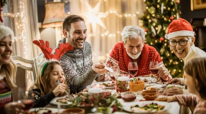 На Коледа: Близнаци, Скорпион + още 2 зодии ще разберат, че празник без грижи е най-голямото богатство