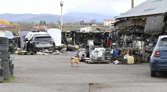 Попаднали в автоморги: Полицията откри части от издирвани автомобили