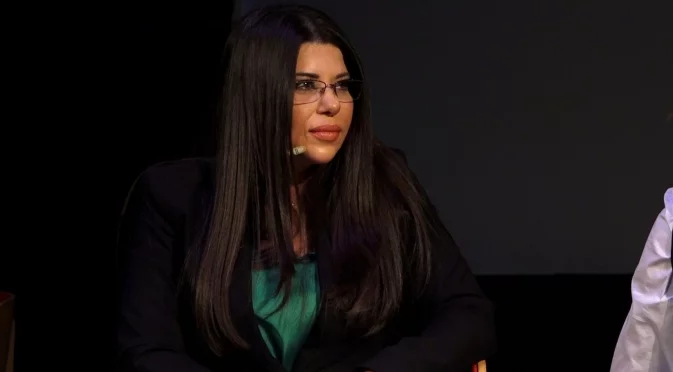 "За разлика от "пиещите кафе" пред bTV, аз си тръгнах тихо и от NOVA, и от bTV"