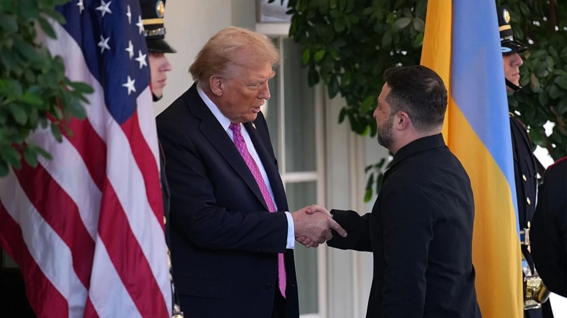 Зеленски за първи път показа 20-точковия мирен план с посредник САЩ и даде детайли за Донбас и АЕЦ "Запорожие" (ОБЗОР - ВИДЕО)