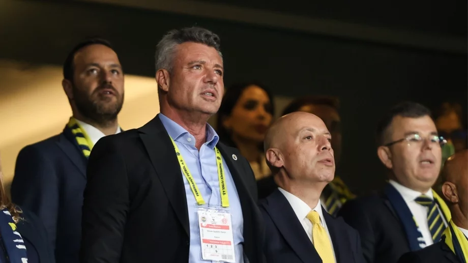 Скандалът расте! Задържаха президента на Фенербахче заради положителна проба за кокаин