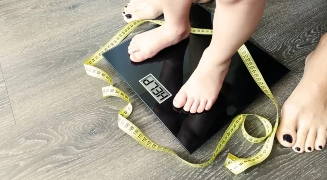 Утре Близнаци, Риби + още 2 зодии ще броят калории вместо подаръци