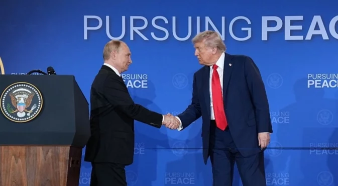 Путин е честитил Коледа на Тръмп: "Анализира" мирния план