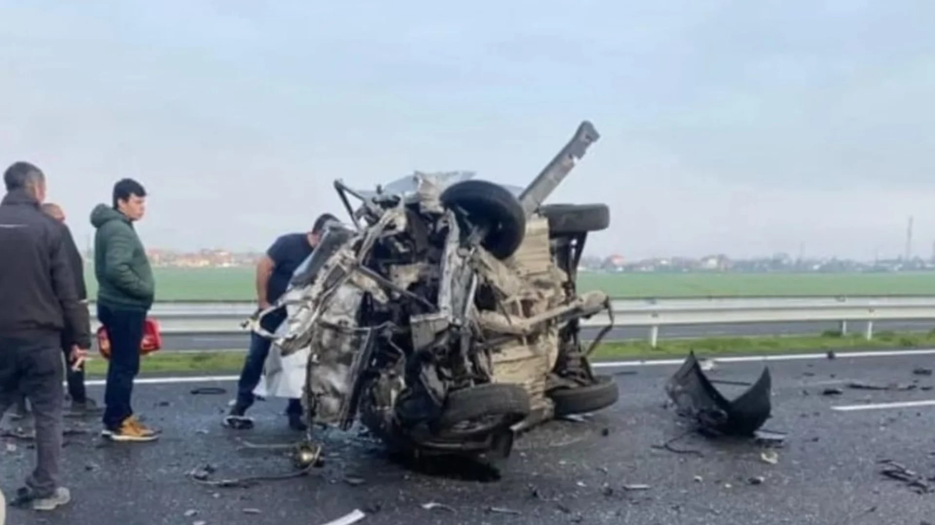 Блъснал се в ограда: Мъж загина при катастрофа