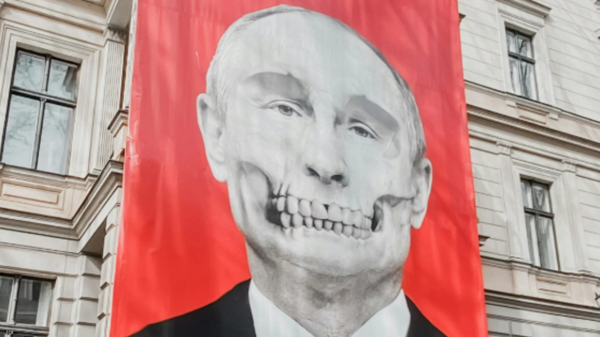 Руснаците не са добре дошли: Въпреки позволението на Международната федерация Латвия забрани участието им в Световната купа