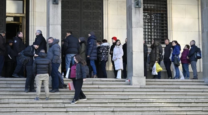 На прага на новата валута: БНБ работи извънредно