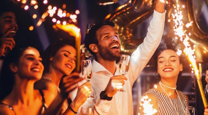 7 новогодишни традиции от цял свят, с които да привлечете късмет