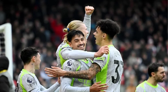 Сити се измъчи със слабак, но гол красавец изстреля "гражданите" на върха във Висшата лига