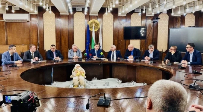 Кметът на Русе отчете напредъка по ключови общински проекти, политики и услуги в рамките на 2025 г.