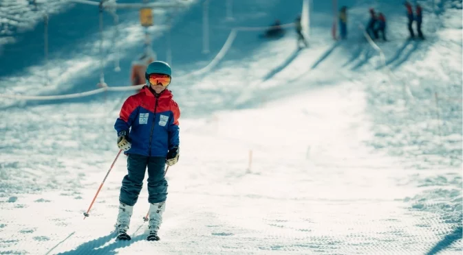 Емоция от звук и светлина: Боровец откри юбилейния ски сезон