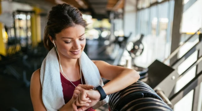 Трендът Zone 2: защо бавното кардио завладява света на фитнеса?