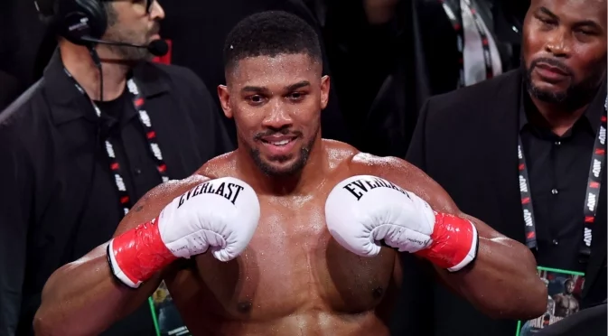 Ужасяваща катастрофа с Антъни Джошуа, има жертви (ВИДЕО)