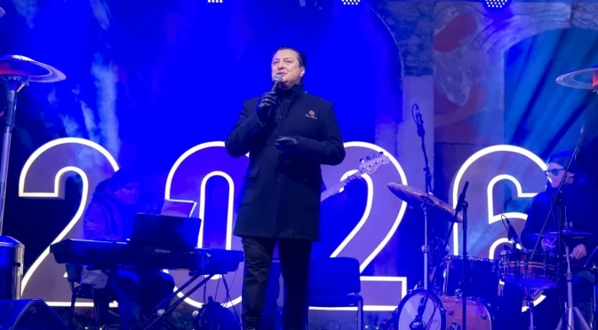 Коледа в Кюстендил е вълшебна, озвучена от кадифеният глас на Васил Петров