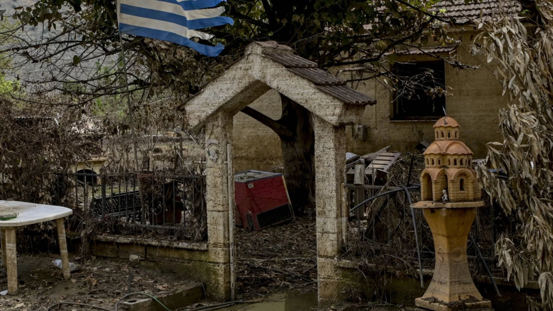 Когато кафенето затвори, селото умира: Обезлюдяването в Гърция