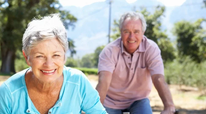 Жените в България надживяват мъжете: Ето с колко