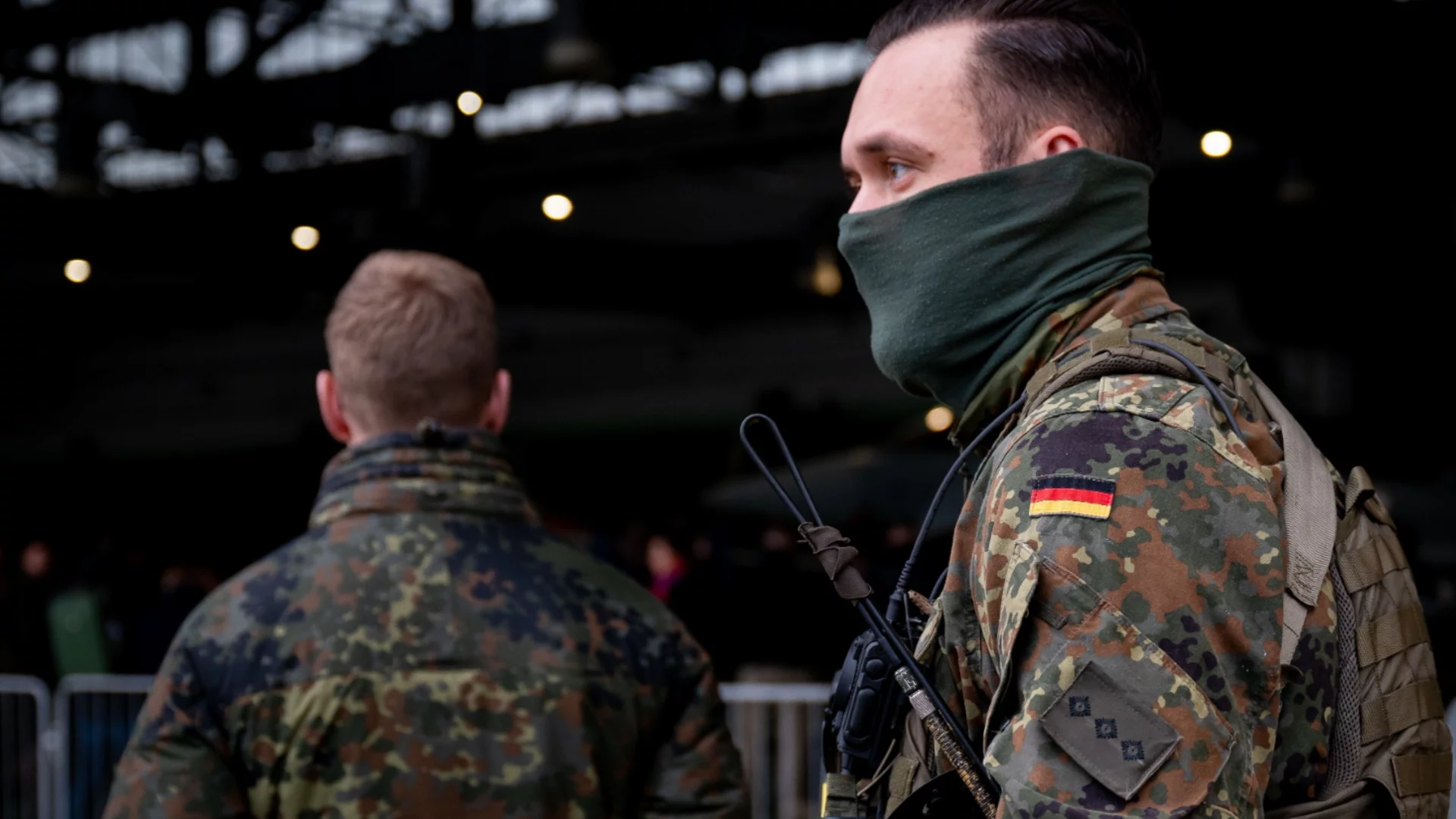 Тежки провинения на войници от парашутен полк в Германия, Писториус с остро изявление