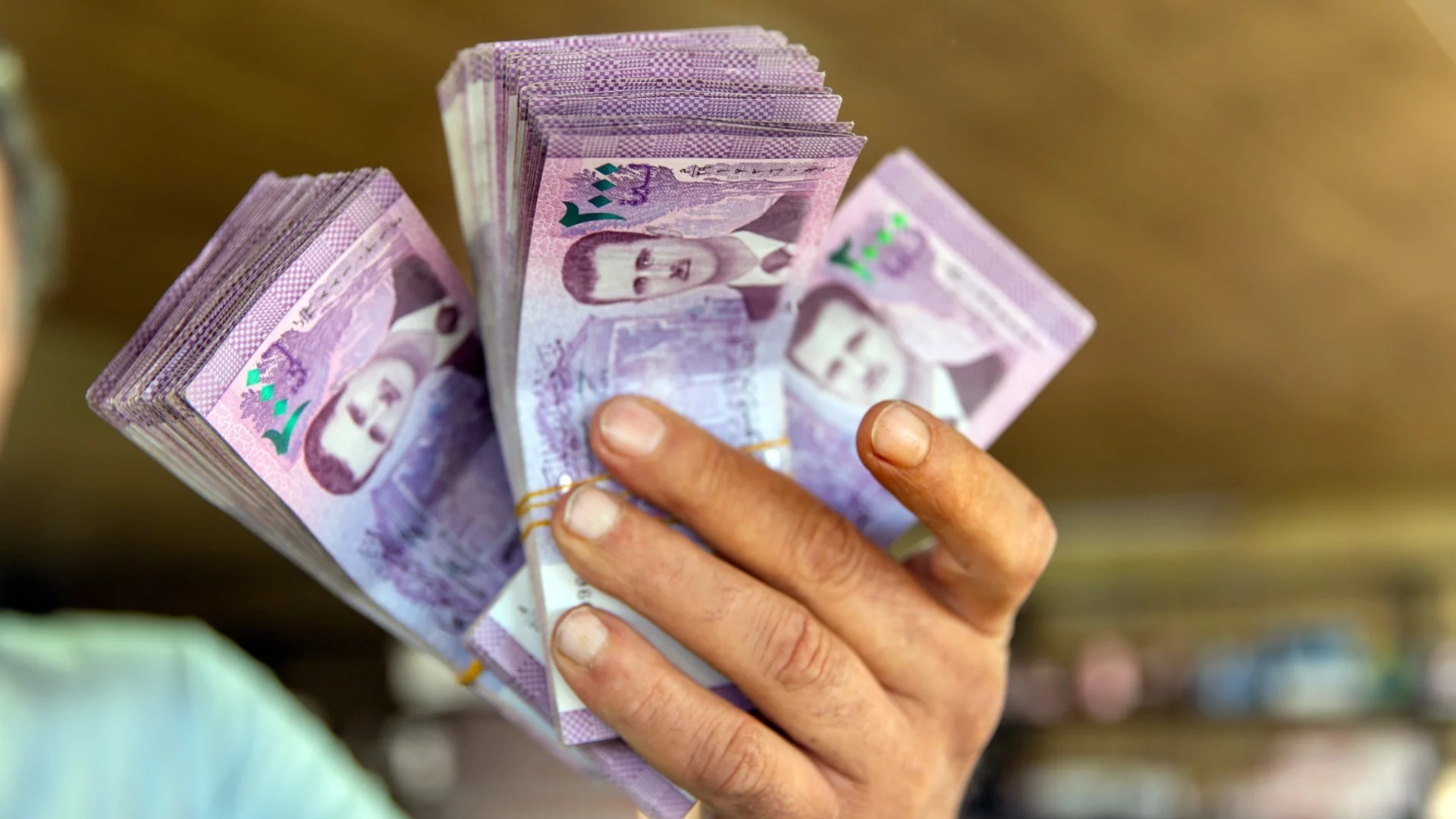 Сирия заличи Башар Асад с нови банкноти от 1 януари (СНИМКИ)