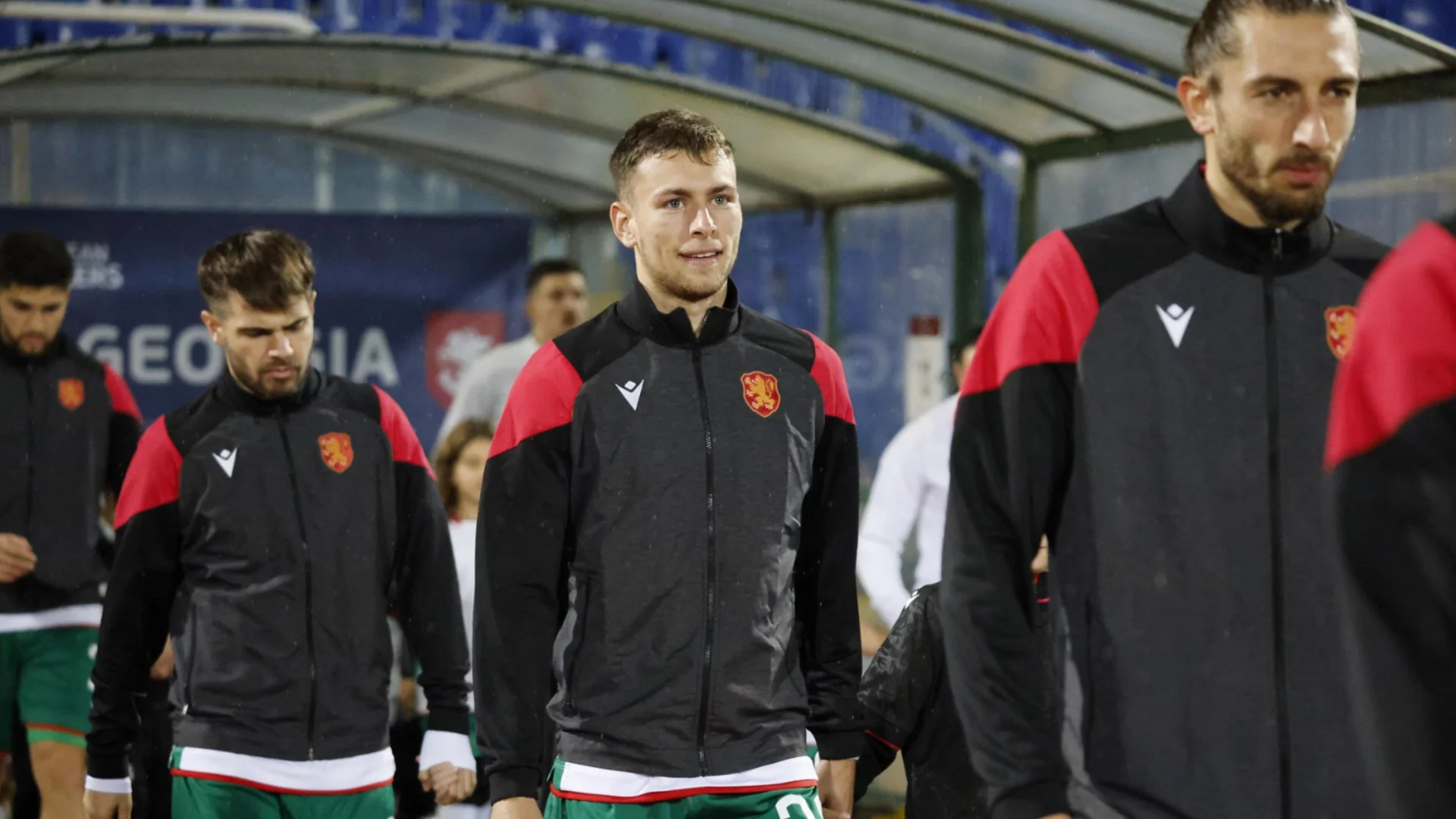 Славия прибира милиони от продажбата на роден национал в АЕК Атина