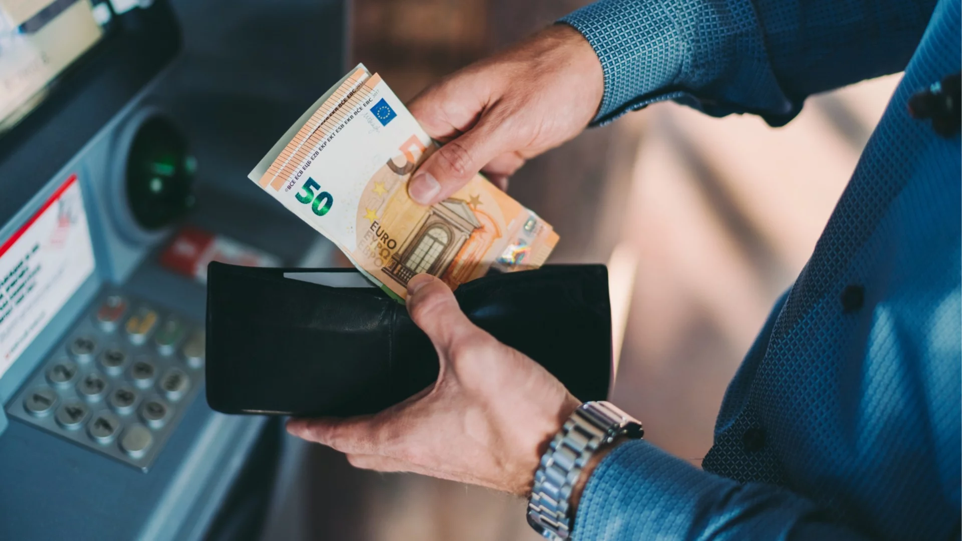 По-малко от 30 часа до еврото: Очакват се прекъсвания на картовите плащания и банковите услуги