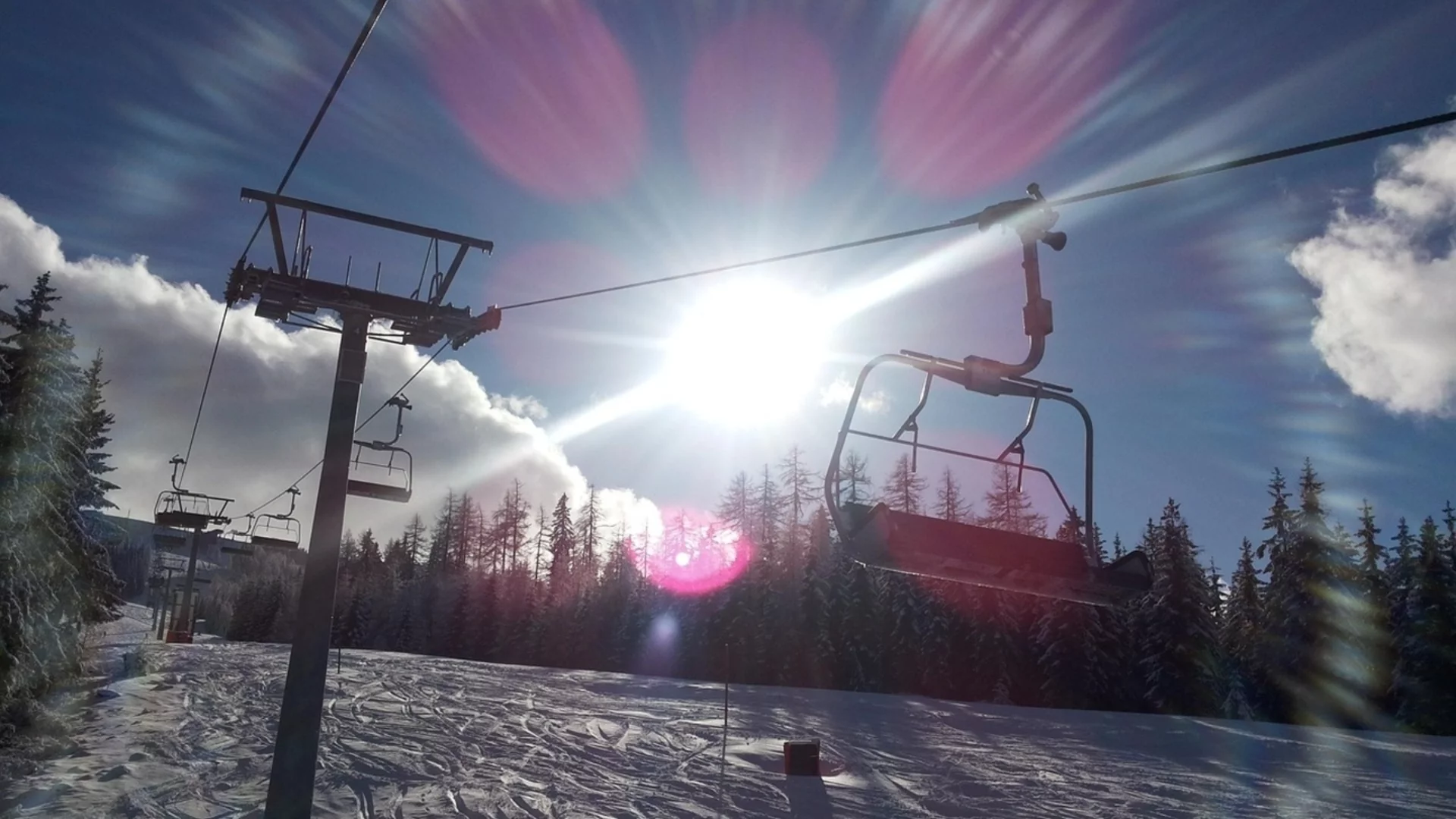 При инцидент с лифт: Ранени и блокирани туристи на връх в Италия (ВИДЕО)