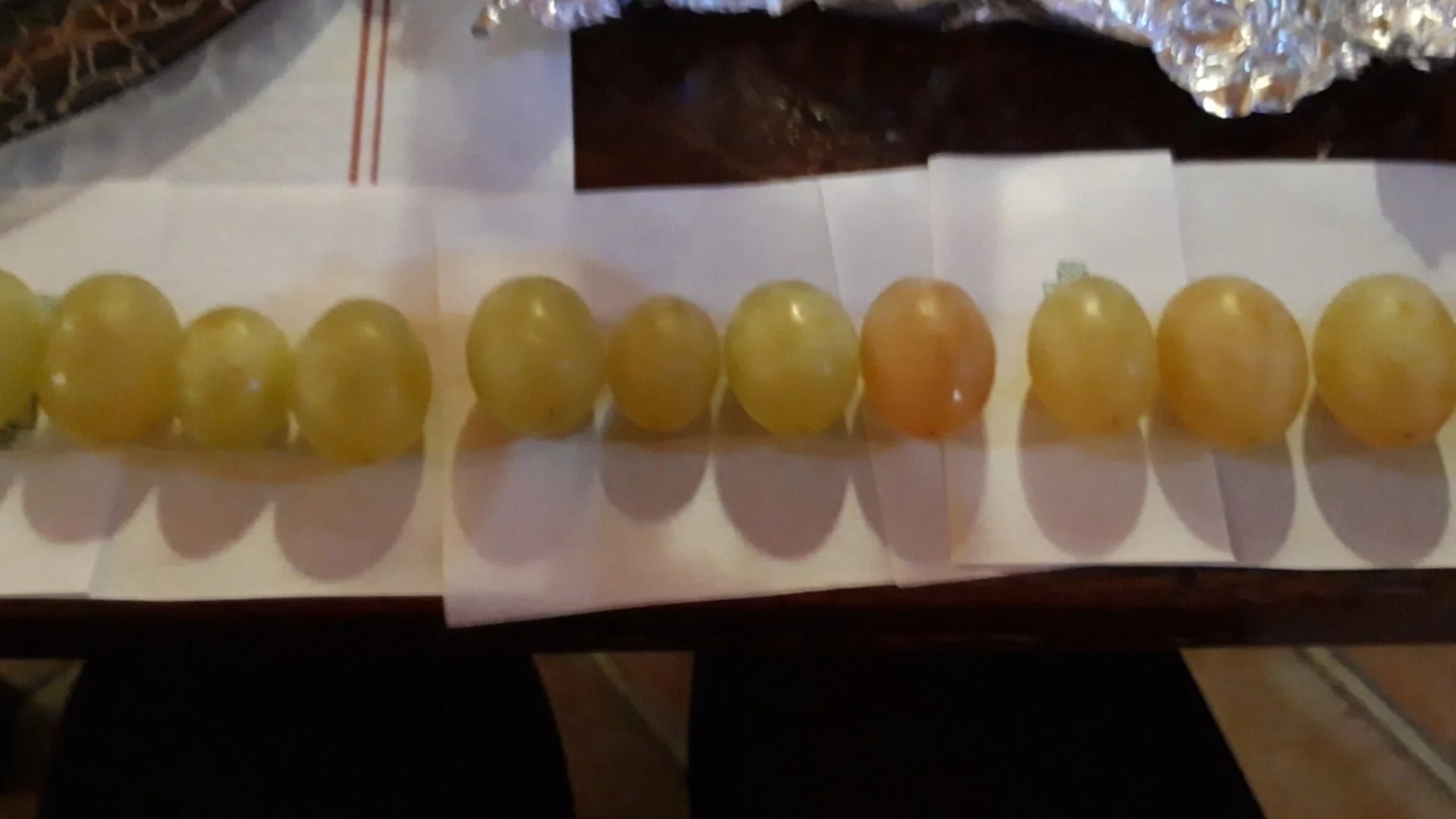 Ядене на грозде за късмет в новогодишната нощ? Ето какво прави то за тялото ви