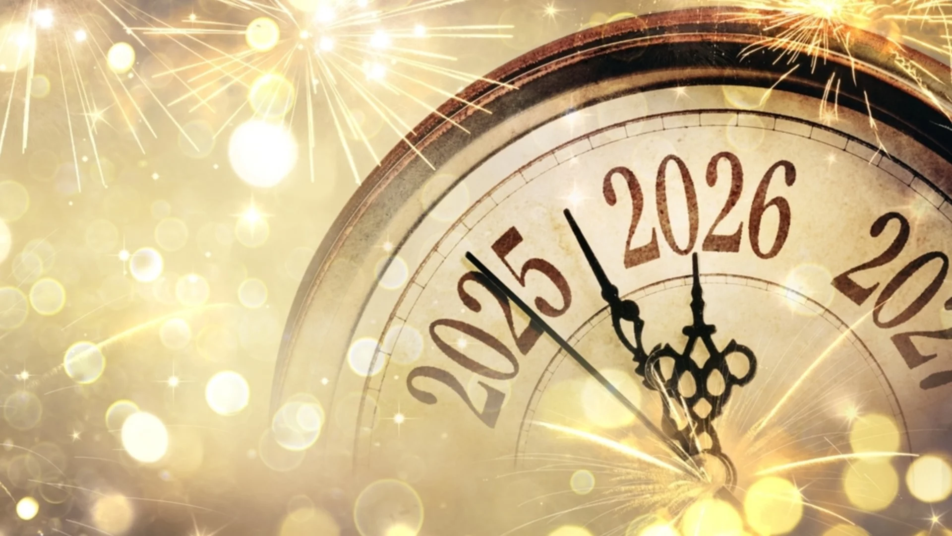 На площада: Празнични програми за Новата 2026 г. в градовете на България