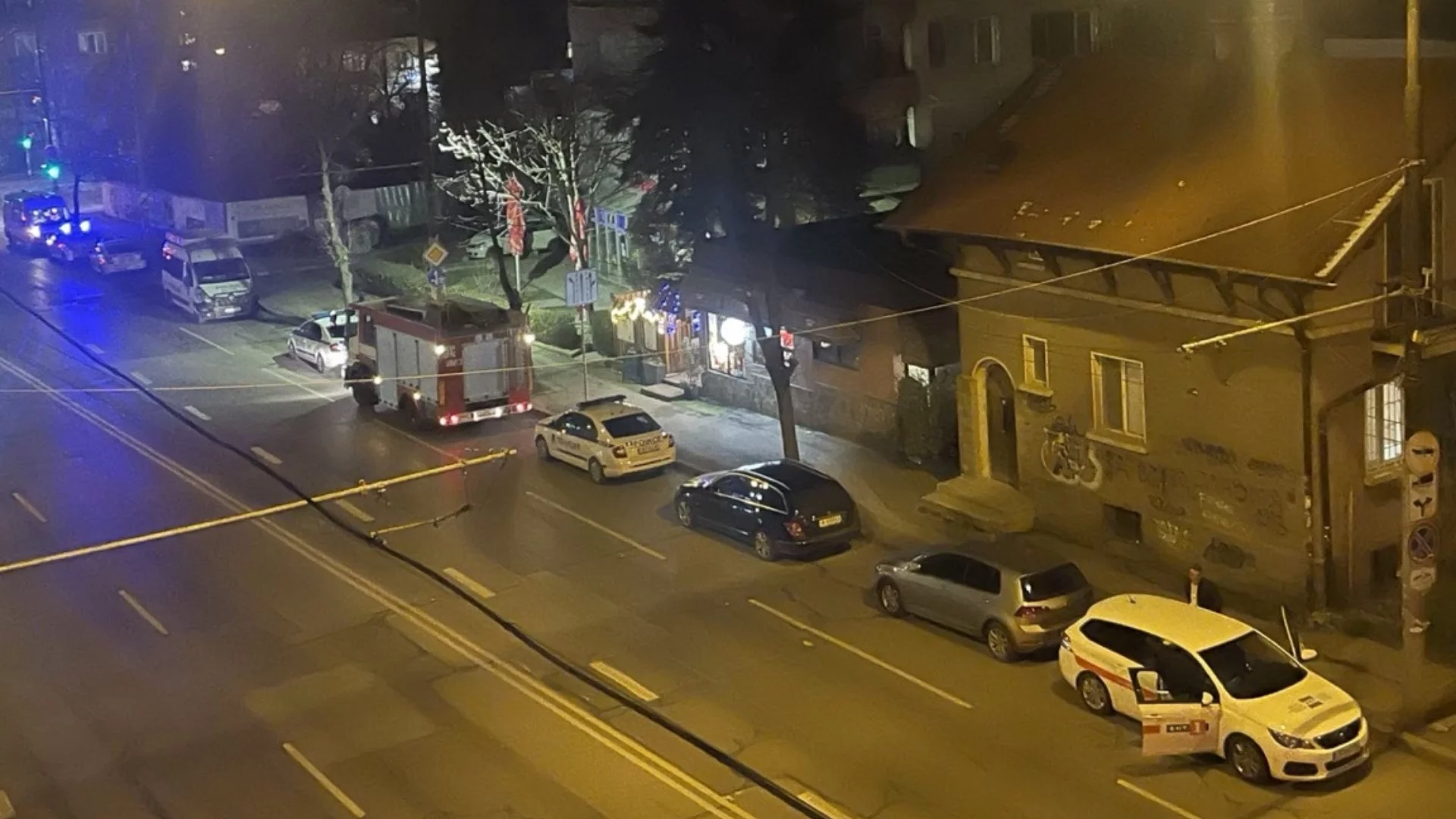 Оставиха в ареста баща и син за грабежа с "Калашников" София