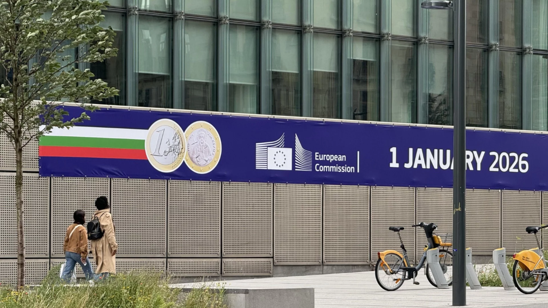 BBC: Най-бедната страна в ЕС изпревари по-очевидни и проспериращи кандидати за еврозоната