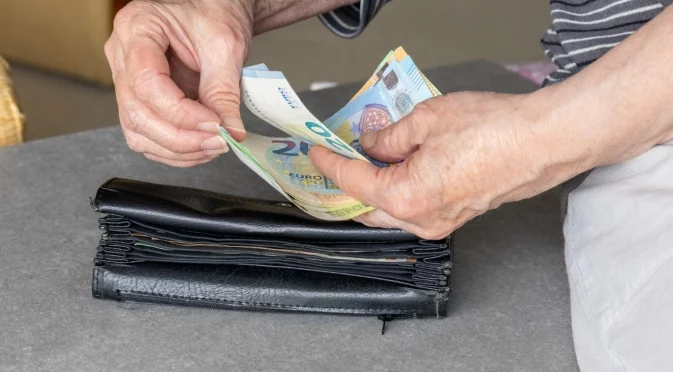 "Откажете смесено ресто": Призив към потребителите в първите дни на еврото