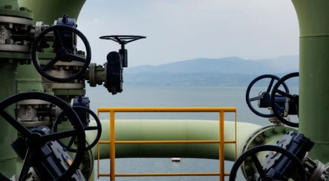 Стабилност в цената на петрола в първия търговски ден за годината