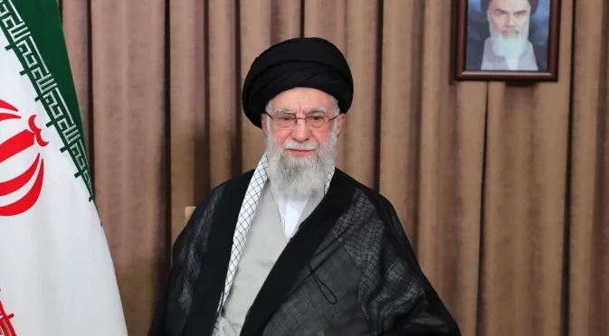 Иран отговори на Тръмп: Ще има отмъщение, ако се намеси в протестите