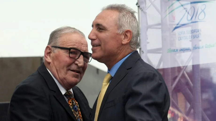 Христо Стоичков е съкрушен от загубата на Димитър Пенев - думите му казват всичко!