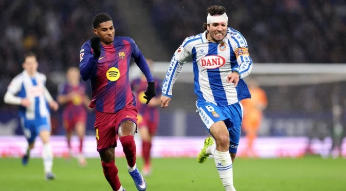 Колеблива Барса се измъкна в каталунско дерби с красиви голове в края