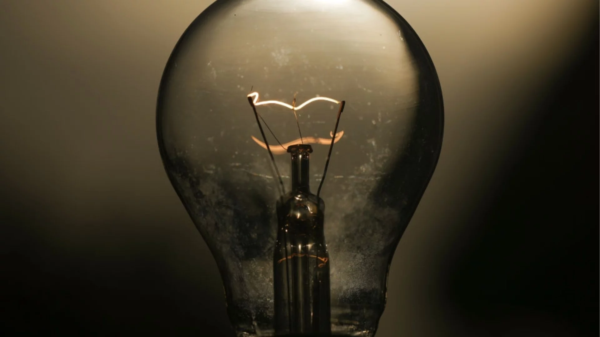 След саботаж: Десетки хиляди са без ток в Берлин (ВИДЕО)