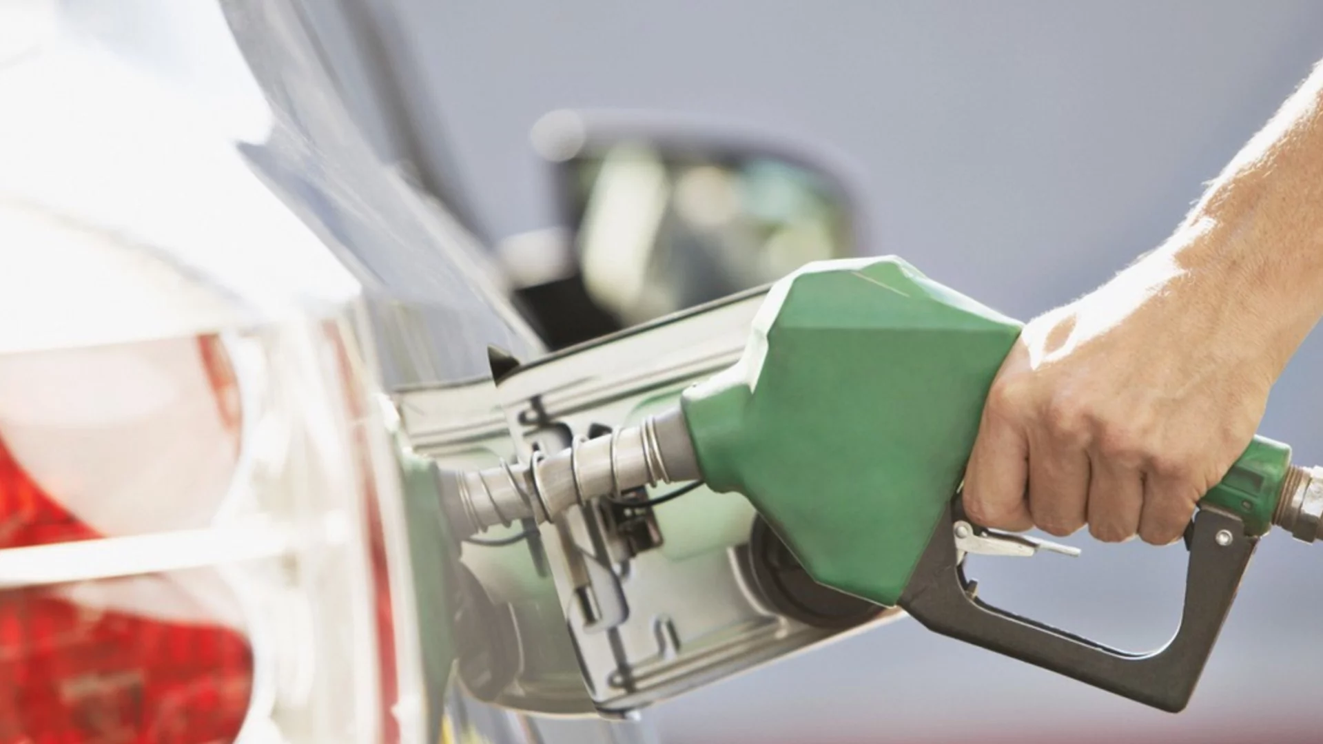 Повлияха ли събитията във Венецуела на цените на петрола: Говори Светослав Бенчев