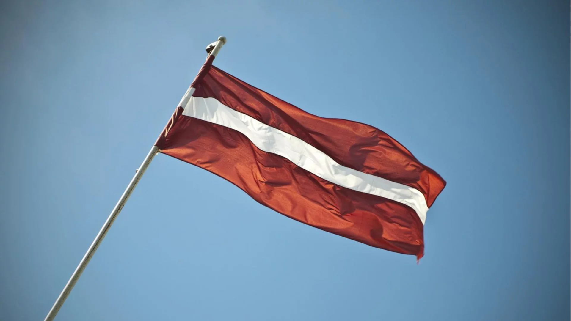 Латвия разследва пореден случай на скъсан от кораб кабел в Балтийско море