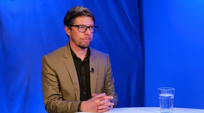 Стоил Цицелков: Венецуела между диктатура и външна интервенция