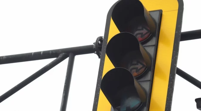 Идея: Камери на светофарите и нов режим за електрическите тротинетки