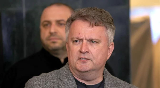 Зеленски взе при себе си и Буданов основен преговарящ за мир, назначи и бивш канадски вицепремиер