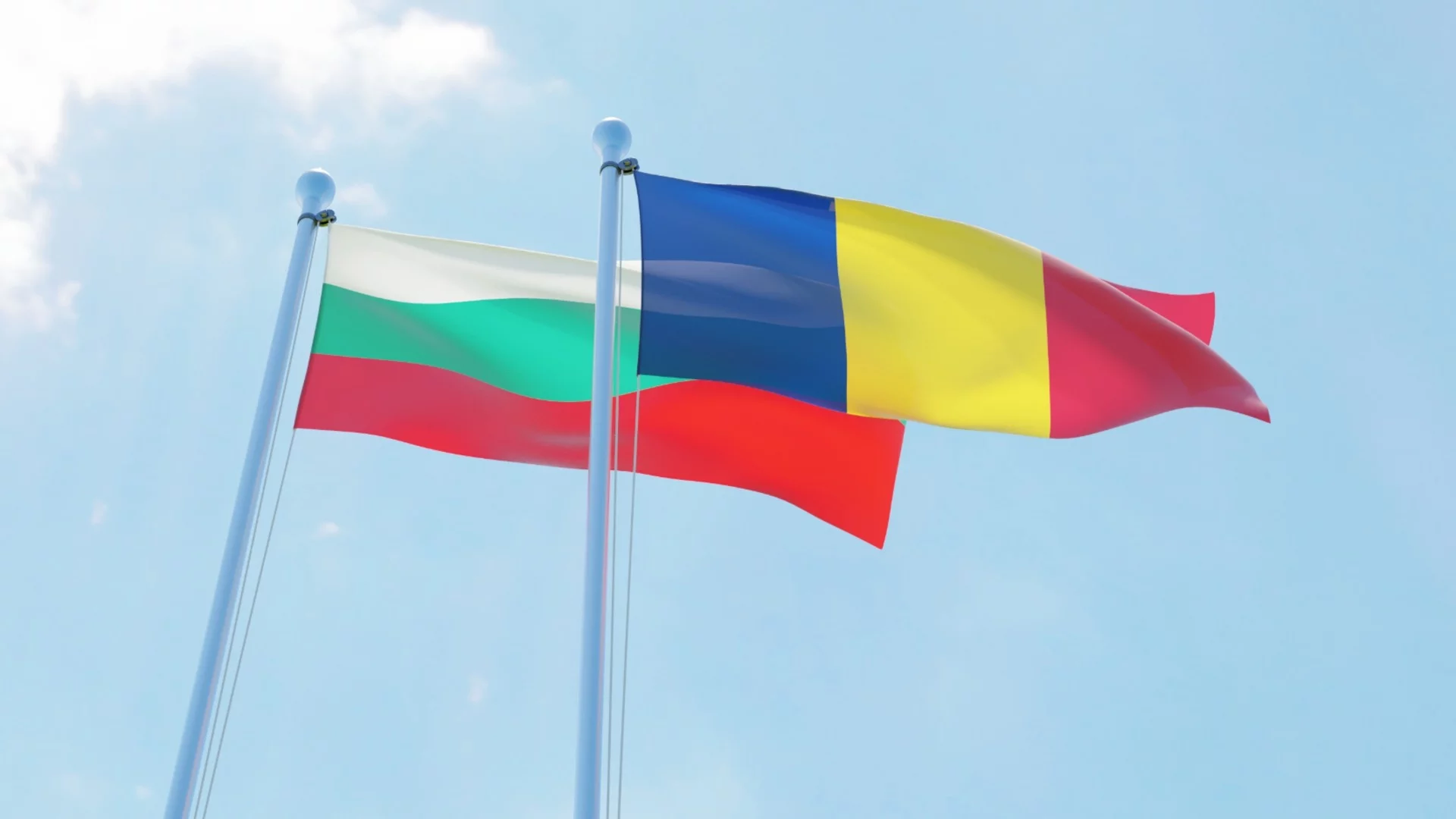 След десетилетия съревнование: С еврото България победи Румъния