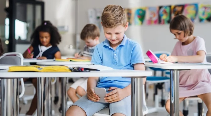 Заради руската пропаганда: Във Финландия учат медийна грамотност от 3-годишни