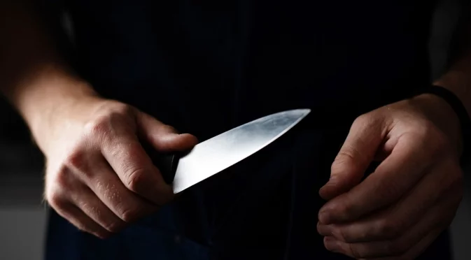 Ранил с нож човек пред Народния театър: Мъж се сдоби с обвинение