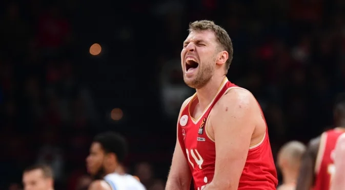 Много силен Везенков не стигна на Олимпиакос за победа срещу Фенербахче в Евролигата